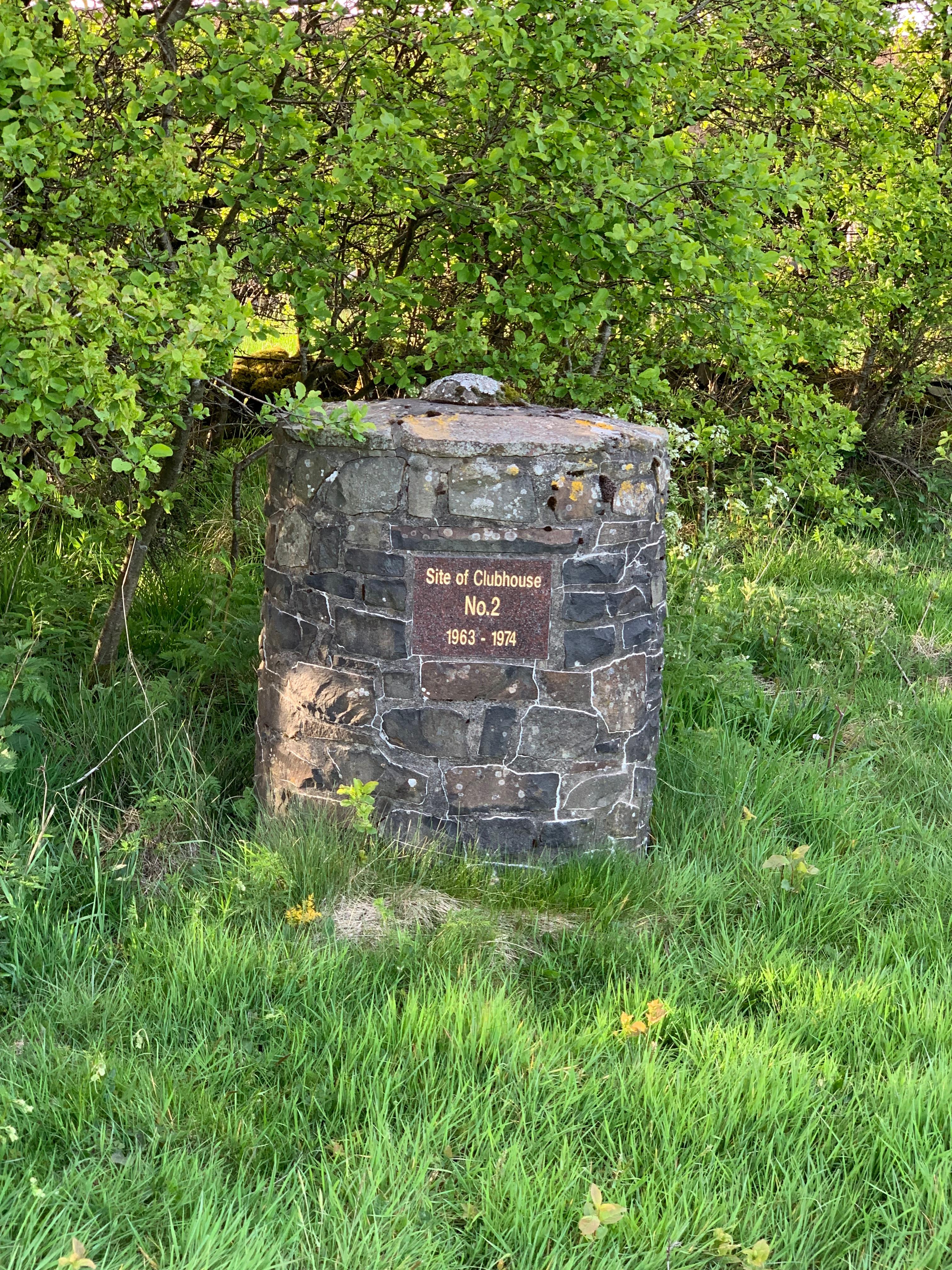 OldClubhouse2Cairn